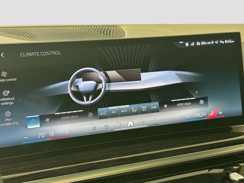 New 2026 BMW X5 xDrive50e w/ Executive Package image 15