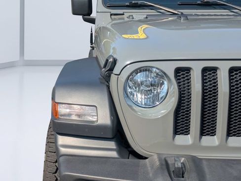 Used 2023 Jeep Wrangler Unlimited Sport w/ Sun And Sound Package AWD/4WD image 9