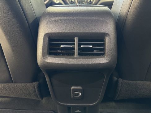 Used 2022 Chevrolet Equinox RS w/ Infotainment Package AWD/4WD image 42
