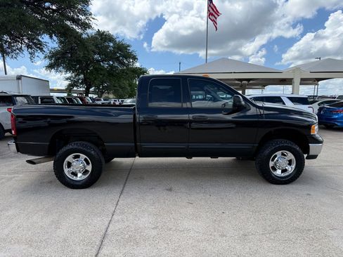 Used 2005 Dodge Ram 2500 Truck SLT AWD/4WD image 8