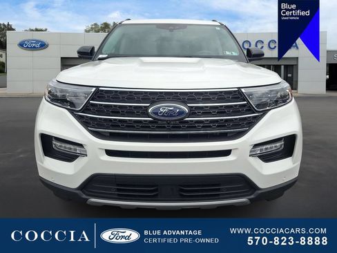 Certified 2023 Ford Explorer XLT w/ Equipment Group 202A AWD/4WD image 2