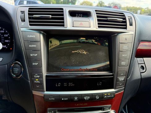 Used 2012 Lexus LS 460 AWD w/ Luxury Value Edition image 32
