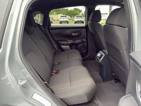 Used 2025 Honda HR-V Sport image 16