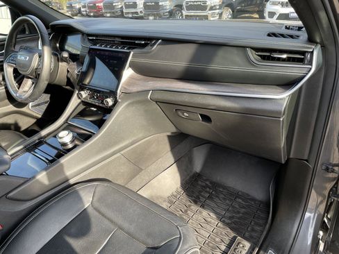 Used 2022 Jeep Grand Cherokee L Overland image 49