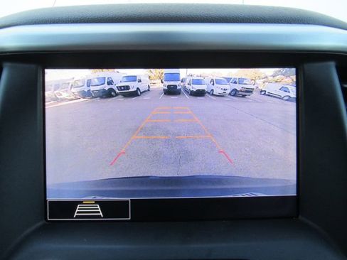 Used 2020 GMC Acadia SLT w/ Driver Alert Package II image 8