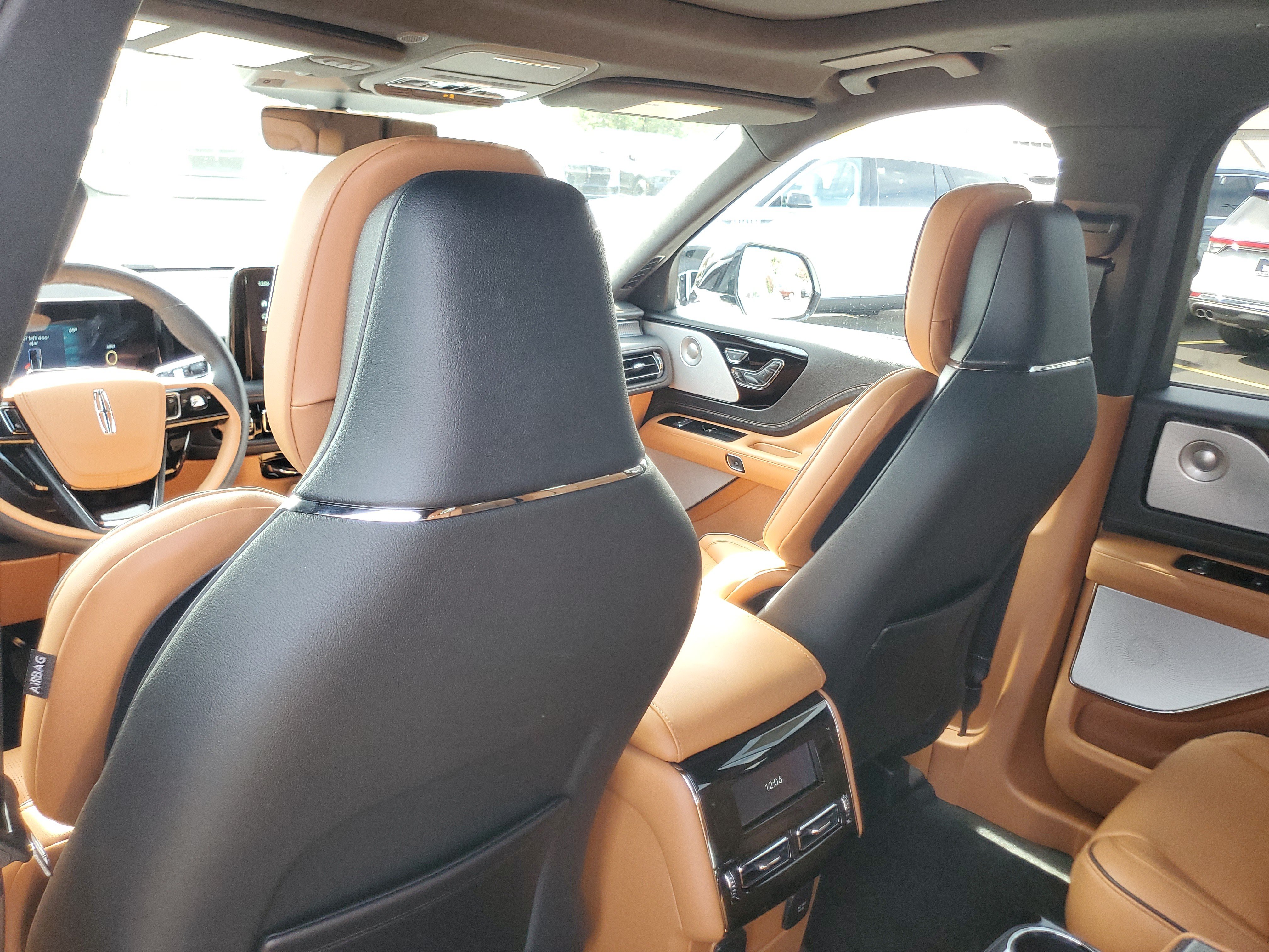 New 2027 Lincoln Aviator Black Label w/ Dynamic Handling Package AWD/4WD image 24