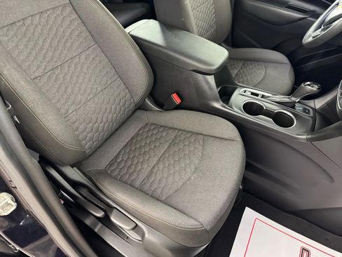 Used 2021 Chevrolet Equinox LT w/ LPO, Cargo Package AWD/4WD image 34