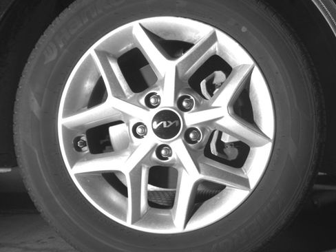 Used 2025 Kia Soul LX w/ LX Technology Package FWD image 16
