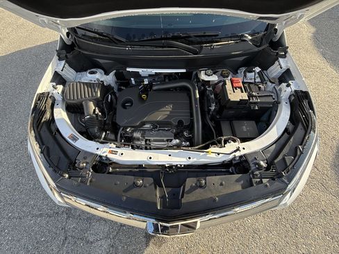 New 2025 Chevrolet Equinox LT w/ Safety and Technology Package image 63