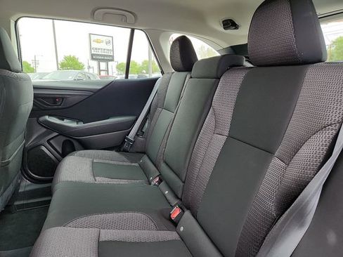 Used 2025 Subaru Outback image 11