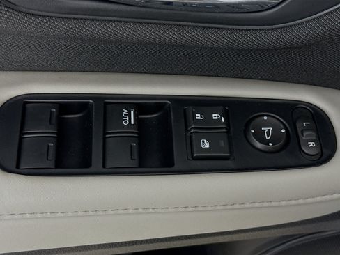 Used 2022 Honda HR-V LX image 20