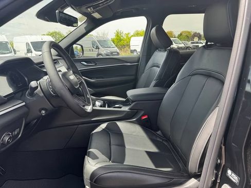 New 2026 Jeep Grand Cherokee Limited AWD/4WD image 22