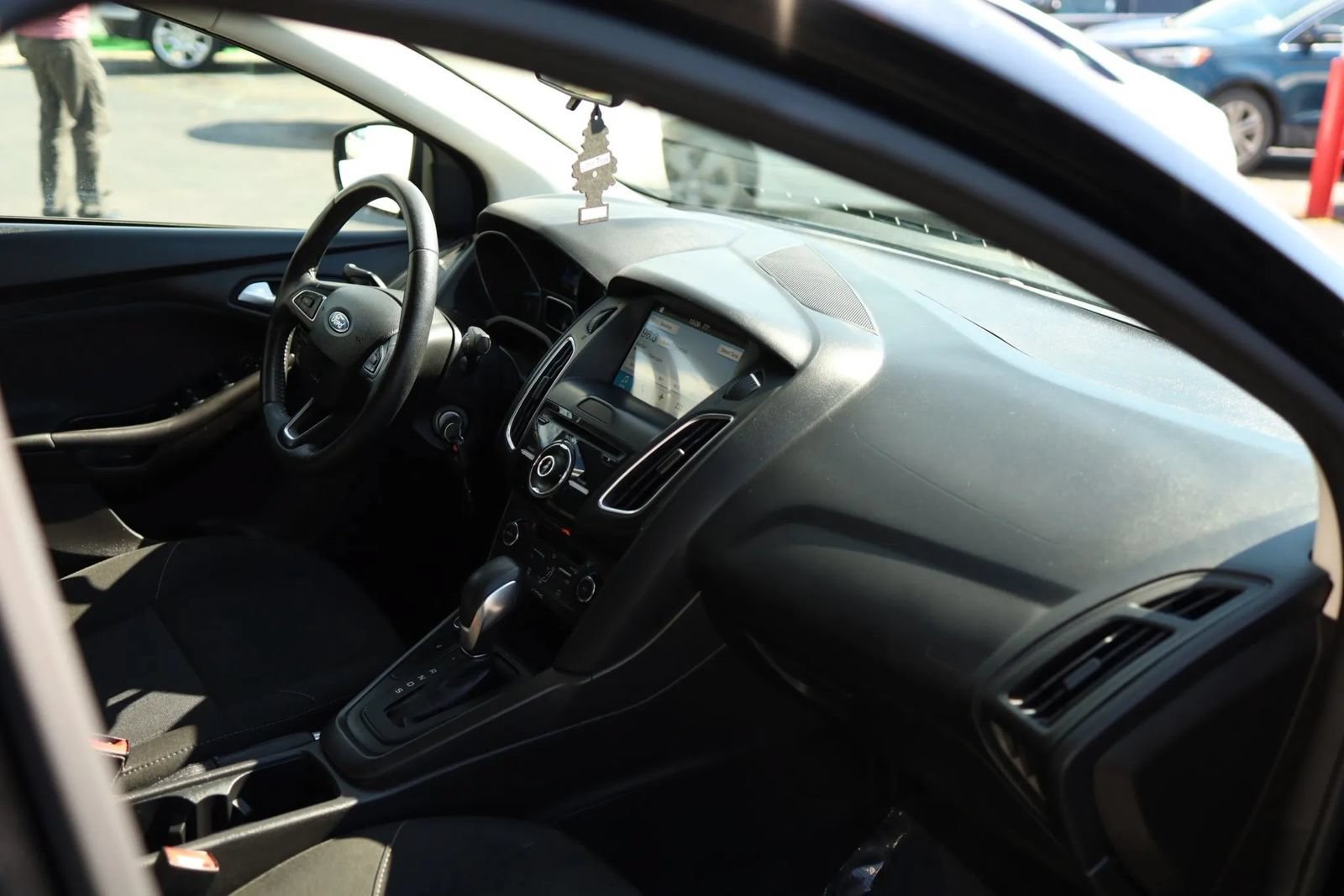 Used 2017 Ford Focus SEL w/ Cold Weather Package FWD image 44