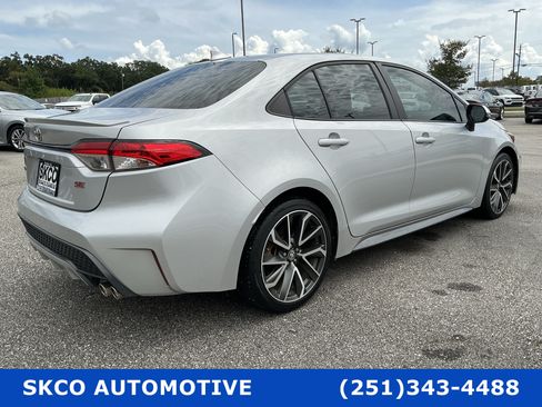 Used 2022 Toyota Corolla SE FWD image 5