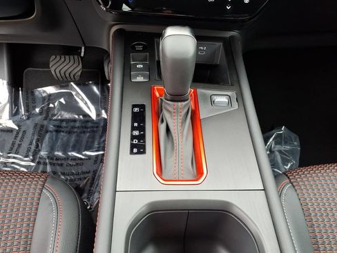 New 2026 Nissan Kicks SR w/ Cold Weather Package AWD/4WD image 21