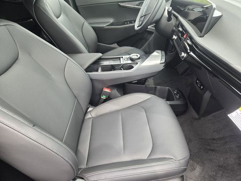 New 2025 Kia EV6 Wind image 10