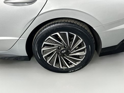 Used 2025 Hyundai Sonata SEL image 11