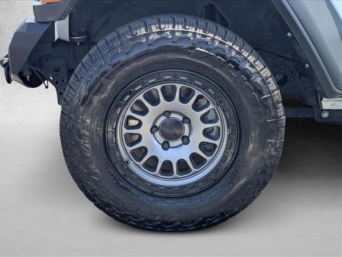 Used 2022 Jeep Wrangler Unlimited Sport AWD/4WD image 24