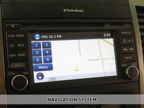 Used 2014 Nissan Frontier SL w/ SL Moonroof Package AWD/4WD image 3