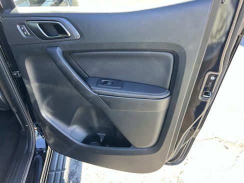 Used 2023 Ford Ranger Lariat w/ FX4 Off-Road Package image 16