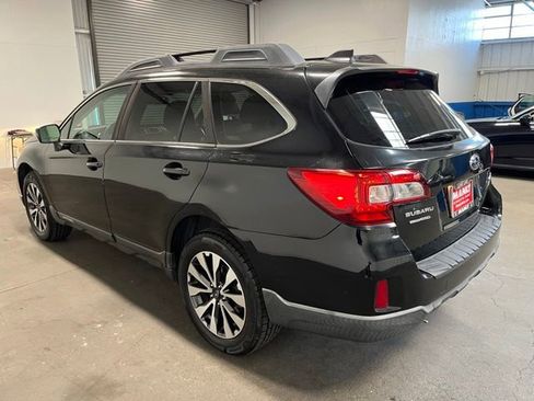 Used 2017 Subaru Outback 2.5i Limited AWD/4WD image 5