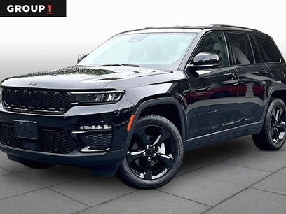 Used 2023 Jeep Grand Cherokee Limited w/ Luxury Tech Group II