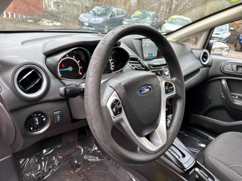 Used 2019 Ford Fiesta SE w/ Equipment Group 201A image 15