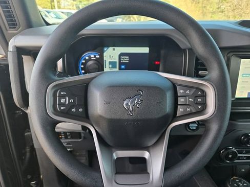 Certified 2023 Ford Bronco 2-Door w/ Sasquatch Package image 29