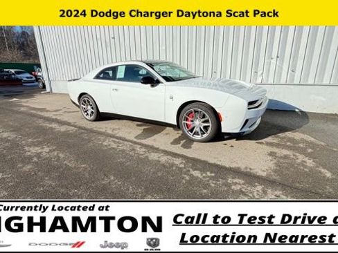 Used 2024 Dodge Charger R/T Scat Pack w/ Plus Group image 7