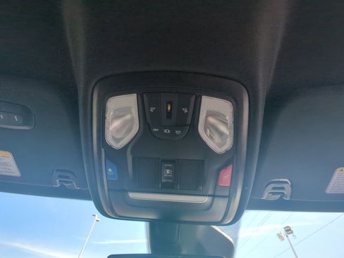 Used 2025 RAM 1500 Big Horn AWD/4WD image 18
