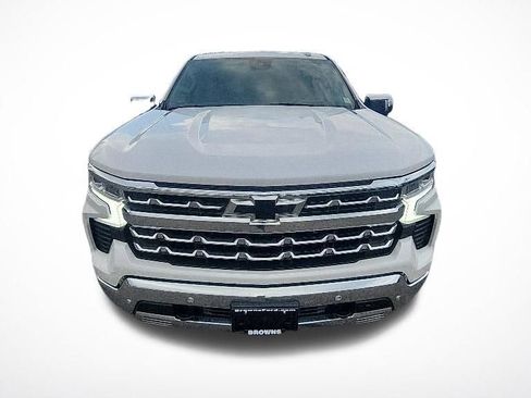 Used 2023 Chevrolet Silverado 1500 LTZ w/ LTZ Premium Package AWD/4WD image 3