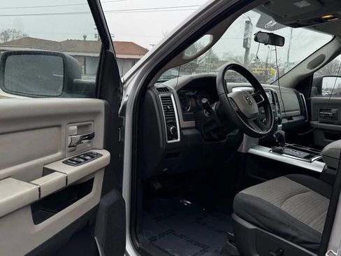 Used 2011 RAM 1500 Classic SLT w/ Remote Start & Security Group image 11