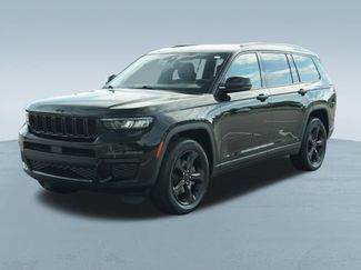 Used 2021 Jeep Grand Cherokee L Laredo AWD/4WD video 3