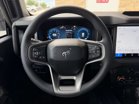 New 2026 Ford Bronco 2-Door AWD/4WD image 12