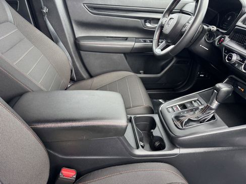 Used 2025 Honda CR-V Sport image 8