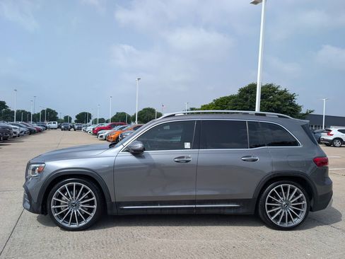 Used 2021 Mercedes-Benz GLB 35 AMG 4MATIC image 3