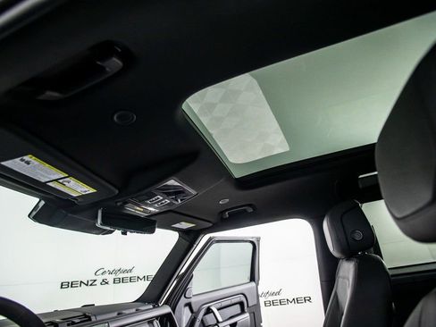 Used 2024 Land Rover Defender 90 Carpathian Edition image 21