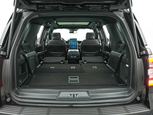 Certified 2024 Ford Expedition Platinum AWD/4WD image 29