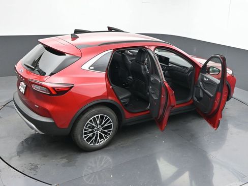 New 2025 Ford Escape SE image 61