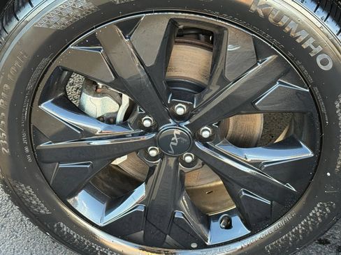Used 2025 Kia Sportage X-Line w/ Premium Package AWD/4WD image 11