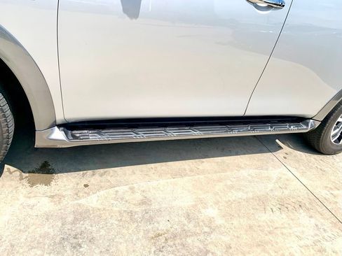 Used 2018 Nissan Armada SL w/ Moonroof Package RWD image 10