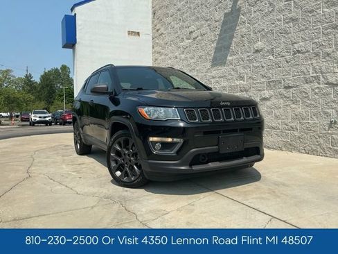 Used 2021 Jeep Compass Latitude w/ Sun and Sound Group FWD image 1