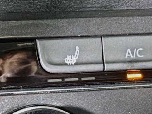 Certified 2023 Volkswagen Tiguan S FWD image 18