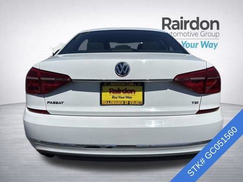 Used 2016 Volkswagen Passat 1.8T S FWD image 4