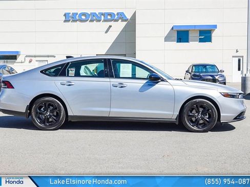 Certified 2025 Honda Accord SE image 6