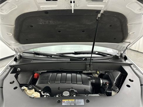 Used 2016 Chevrolet Traverse LT image 26