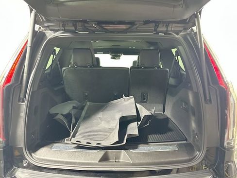 Used 2024 Cadillac Escalade ESV Luxury w/ LPO, Floor Liner Package image 27