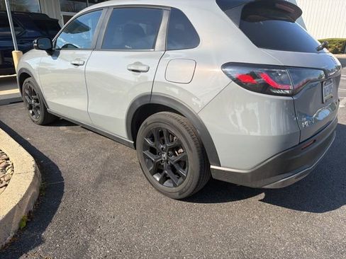 Used 2024 Honda HR-V Sport image 5