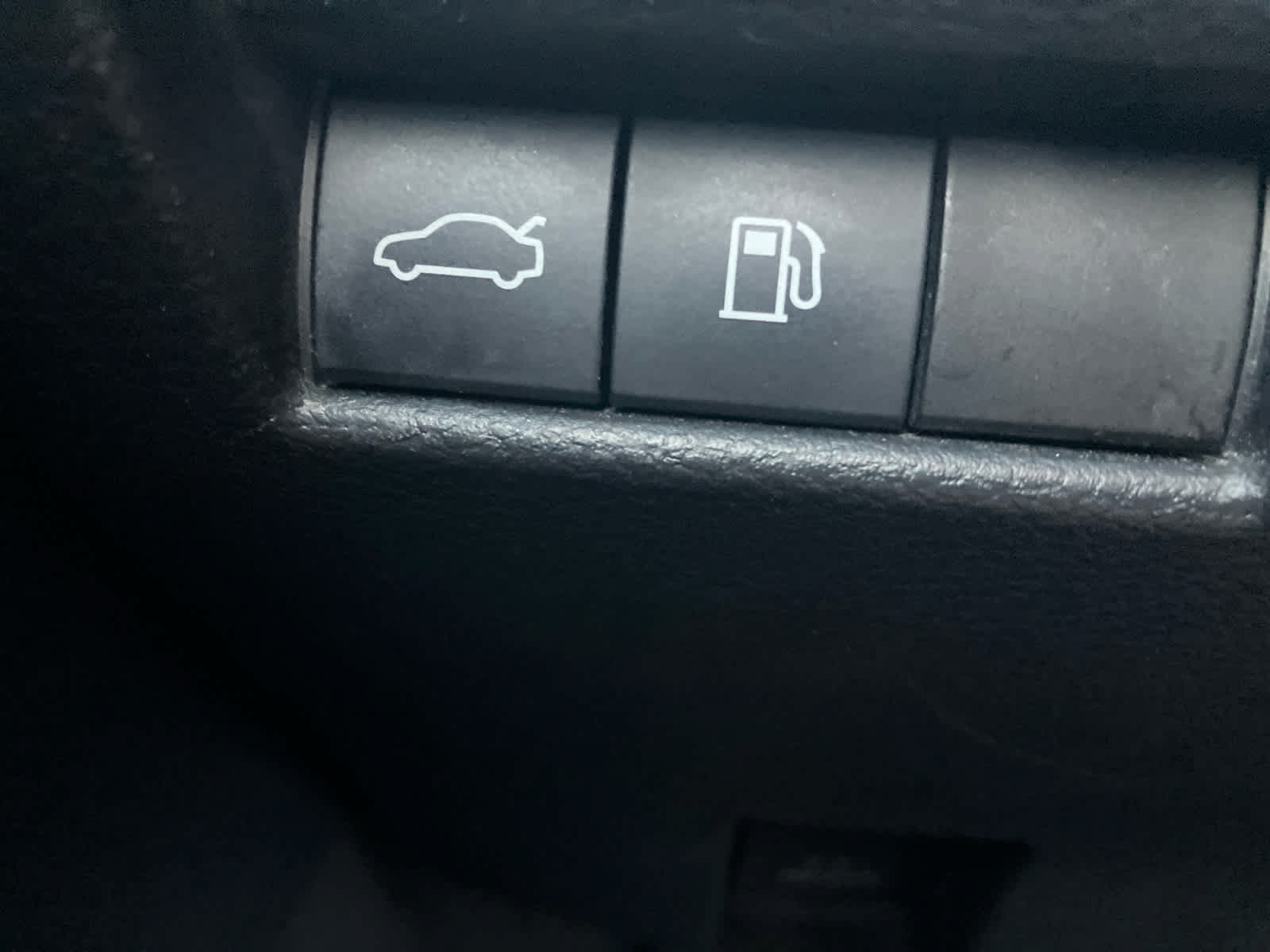 Used 2019 Toyota Avalon XLE w/ Moonroof Package FWD image 14