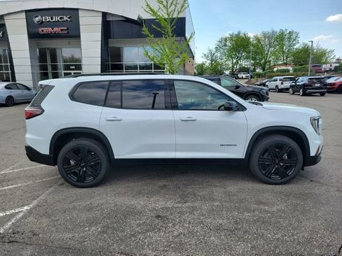 New 2026 GMC Acadia Elevation image 34